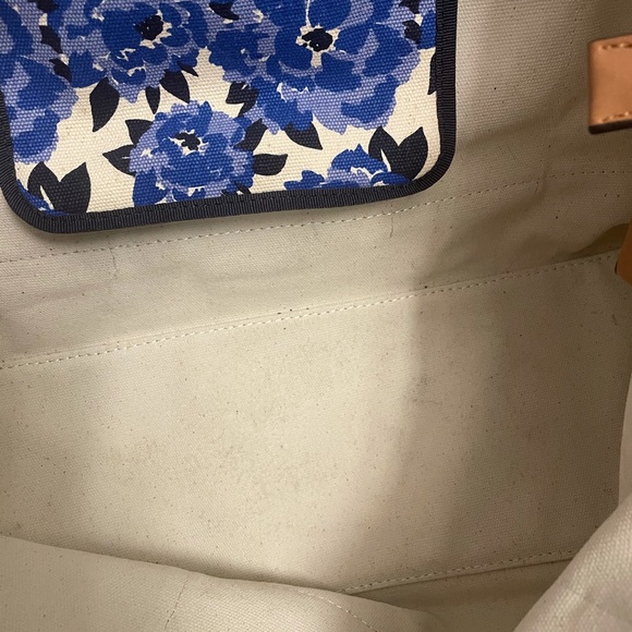 Tommy Hilfiger Blue and White Floral Canvas Bag EUC - Picture 11 of 12